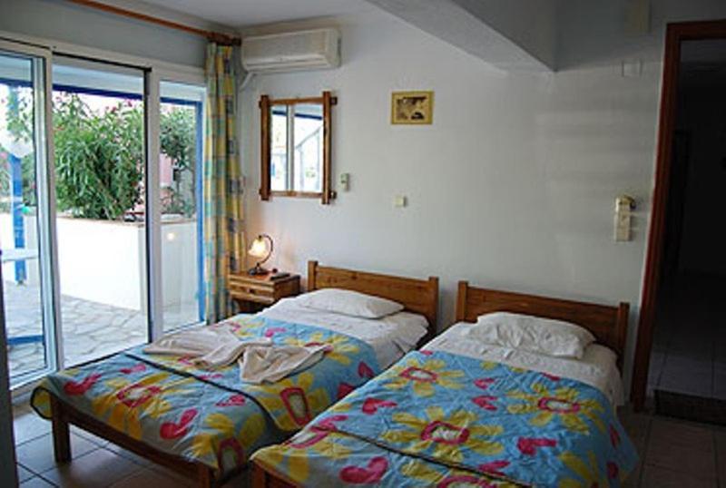 Fotini Apartments Paralia Agias Foteinis Kamer foto